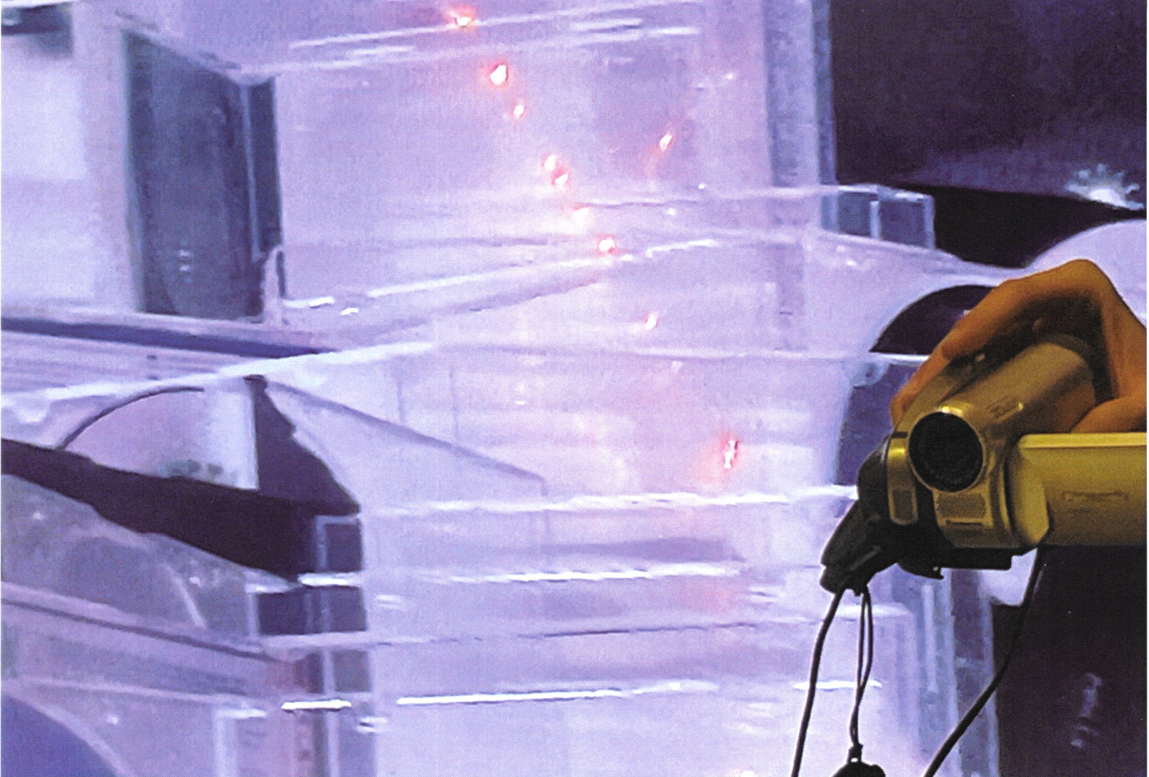 Láser Madre [LOOP 2023 x einaidea]