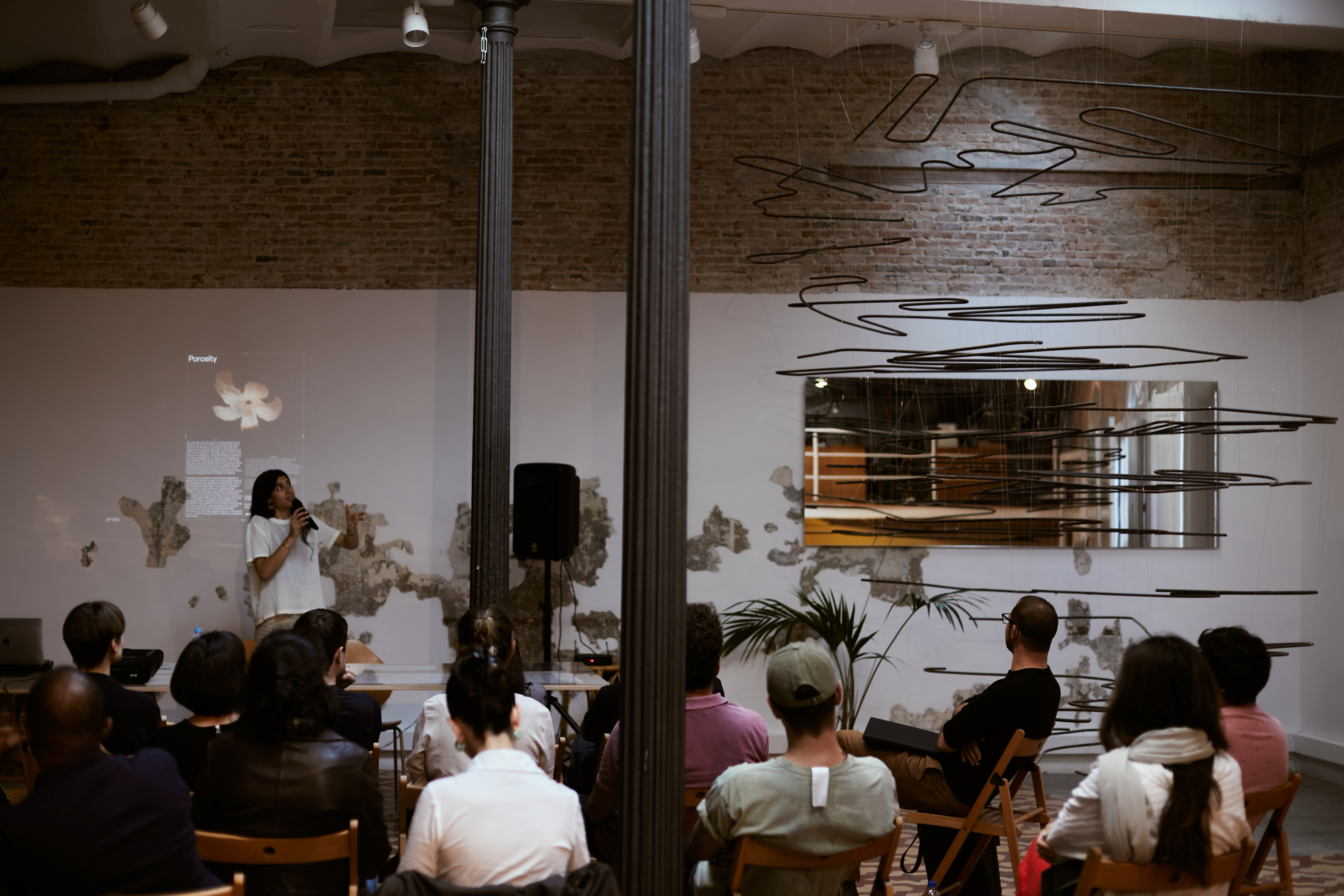 Porosity, einaidea, Fundació Enric Miralles