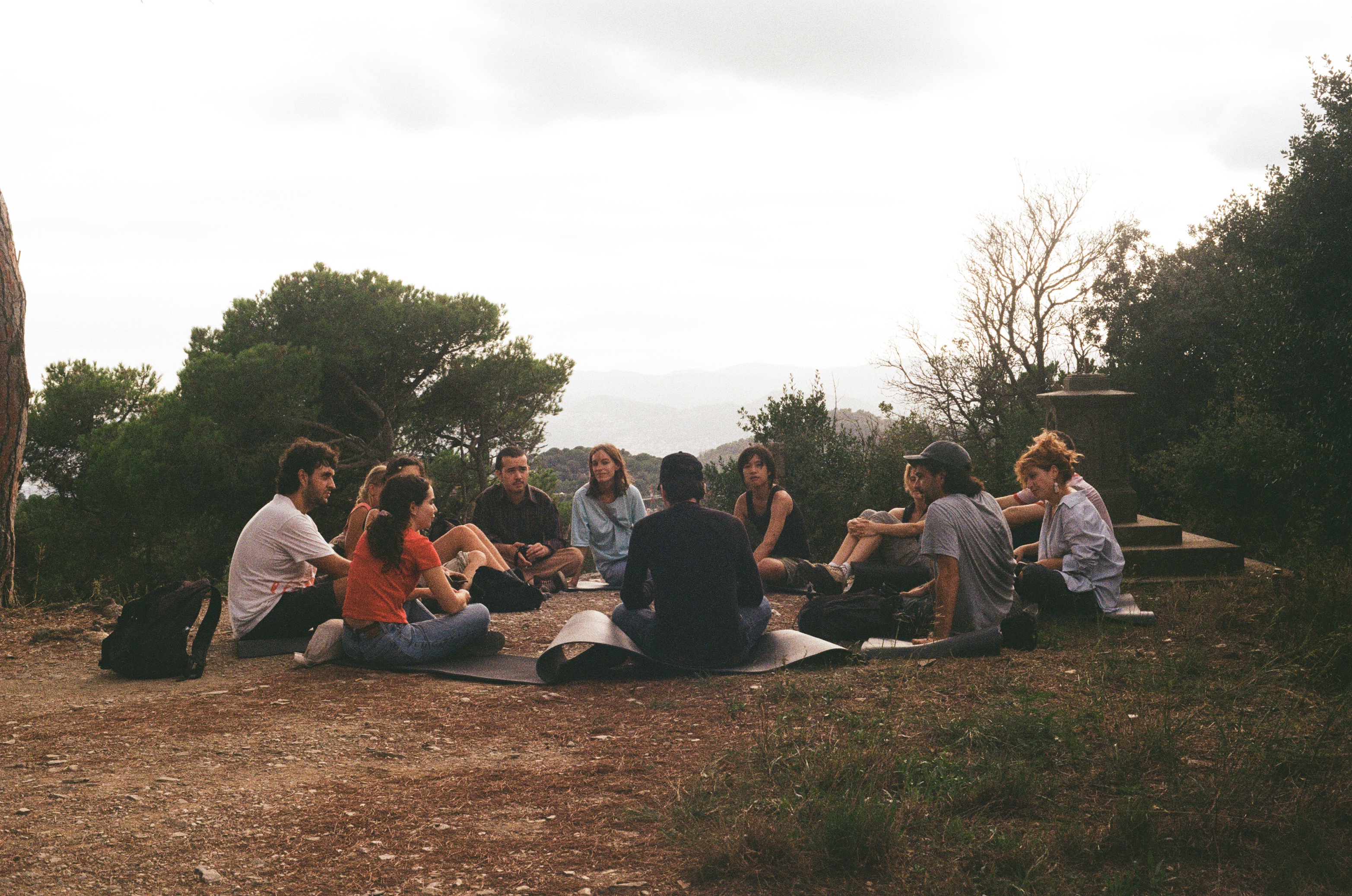  Emboscada #15: Huaqian Zhang y Joan Bennàssar, einaidea, 2025. Foto: Simón Fernández Katz