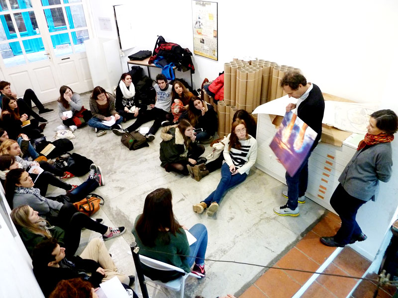 Graphic Creation Workshop visits Tinta Invisible