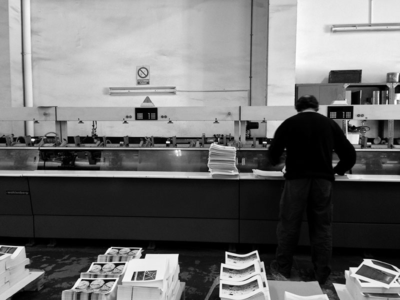 Els estudiants de l'assignatura d'Arts Gràfiques visiten la impremta SYL