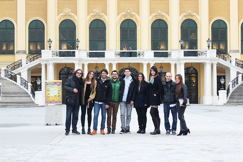 Students recognized for their Infography projects