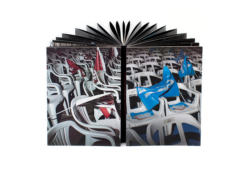 Devotos book - Toni Amengual