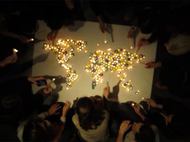 "Tot un" by Clara Casanovas