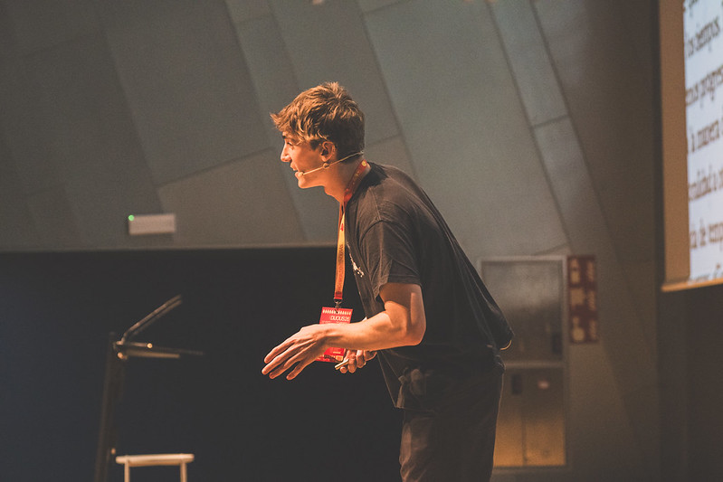 Flavià Boleda presentant al Brut!