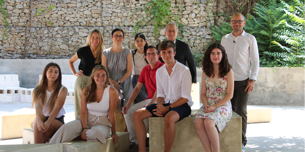 Beques de Nou Accés i Premi Extraordinari de la Fundació EINA