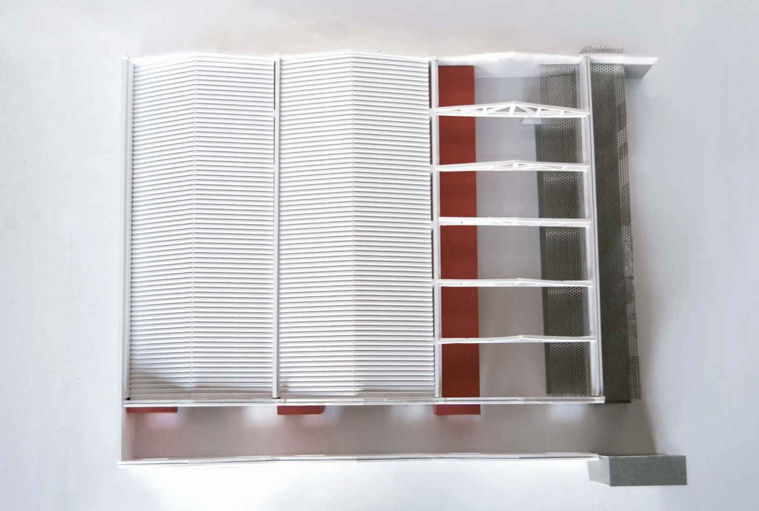  Carlota Tomás - Rehabilitació dels accessos i del bar del complex de la Nau Ivanow a la Sagrera, Barcelona (Centre de cultura contemporània)