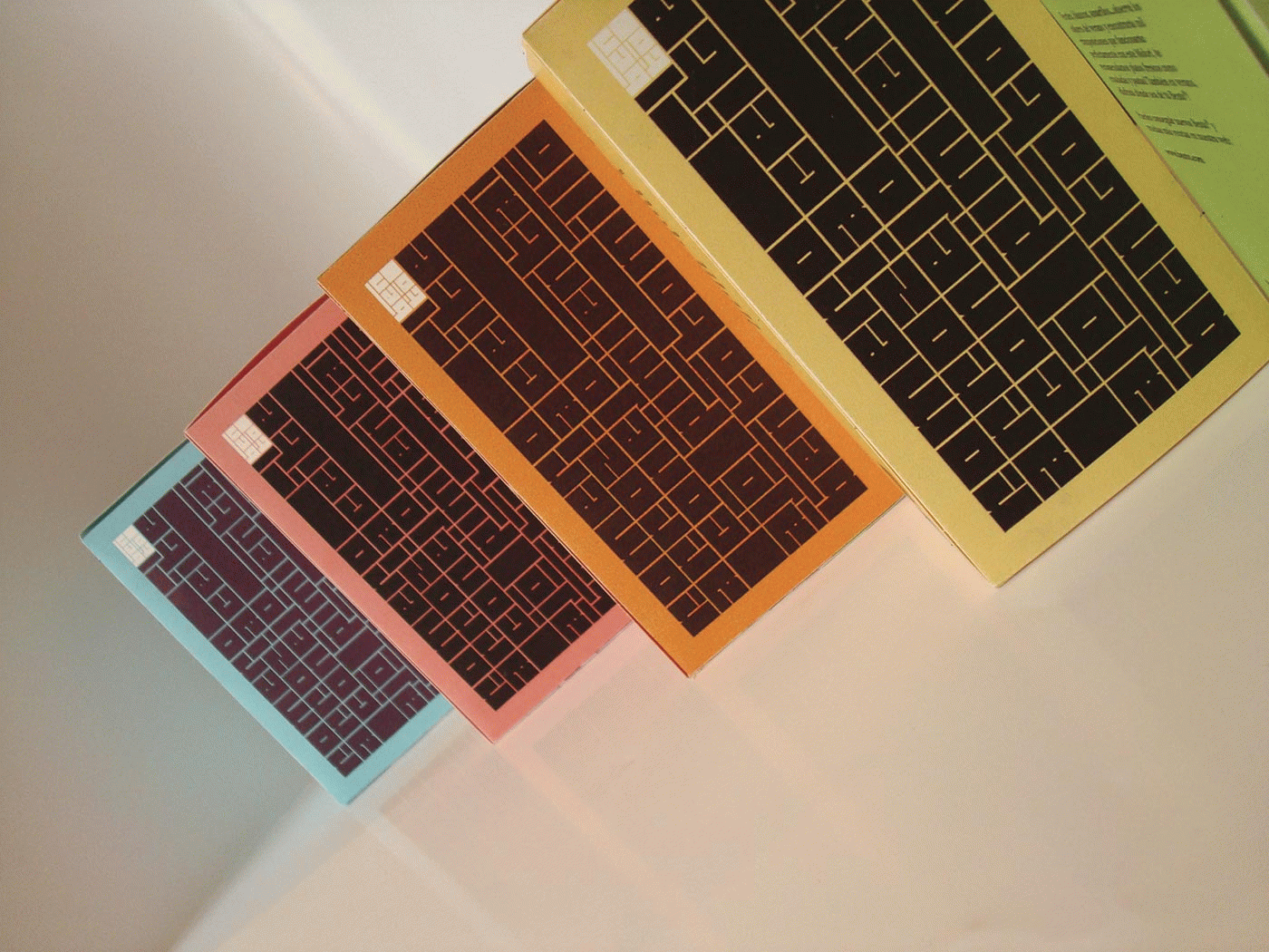 Juan Estévez - Bento