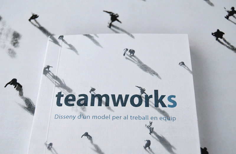 Investigació i creació d’un mètode per organitzar els equips de treball i formalització d’aquest en el disseny d’una aplicació per al sector de la vela transoceànica.