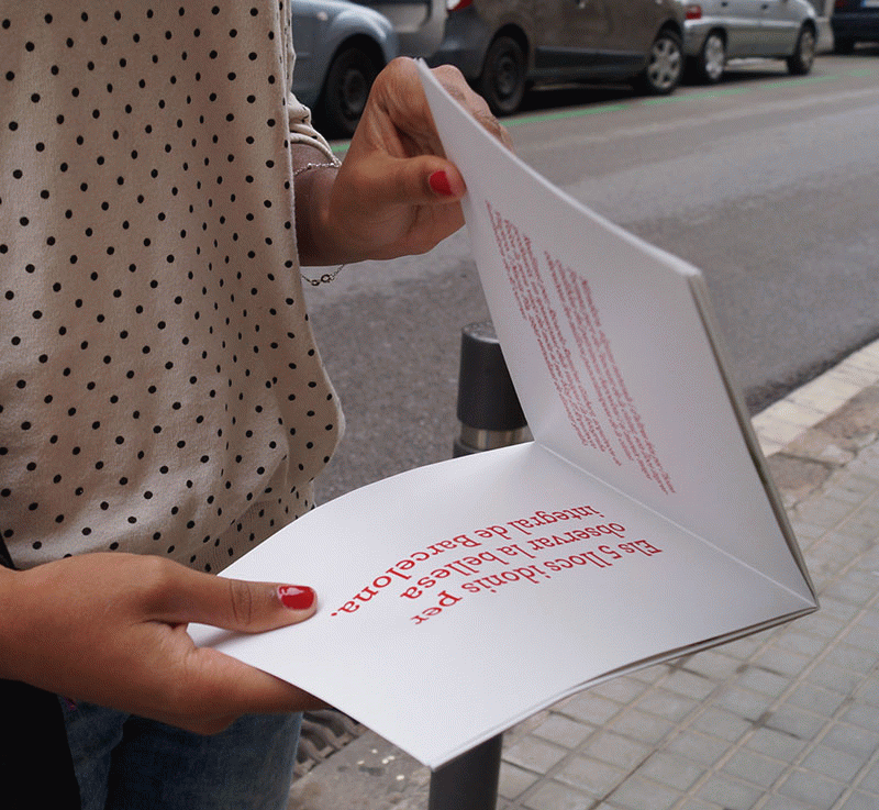 Maria Pla Mestras - Al carrer