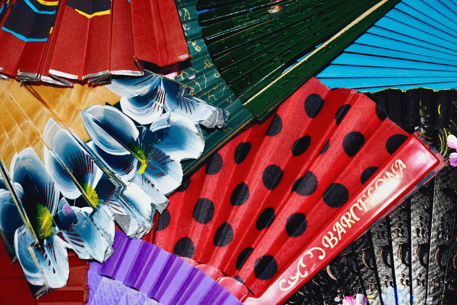 Punto. el abanico como objeto de diseño.