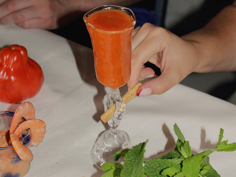 Deixalles. Resignificant la matèria artesanal rebutjada.