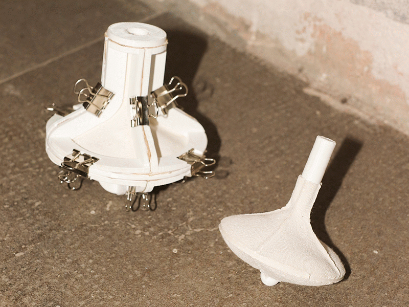 Jugaroi; joc d'autoproducció de joguines