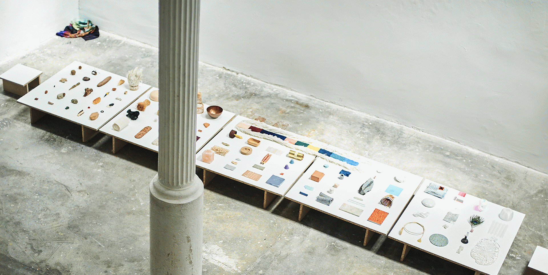 Materialitats emergents