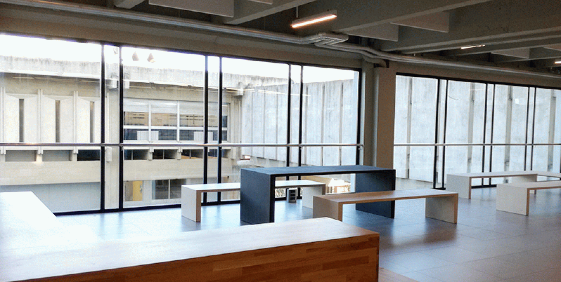 Estudiants del Màster en Disseny d’Espais remodelen els espais de la Facultat de Biociències de la UAB