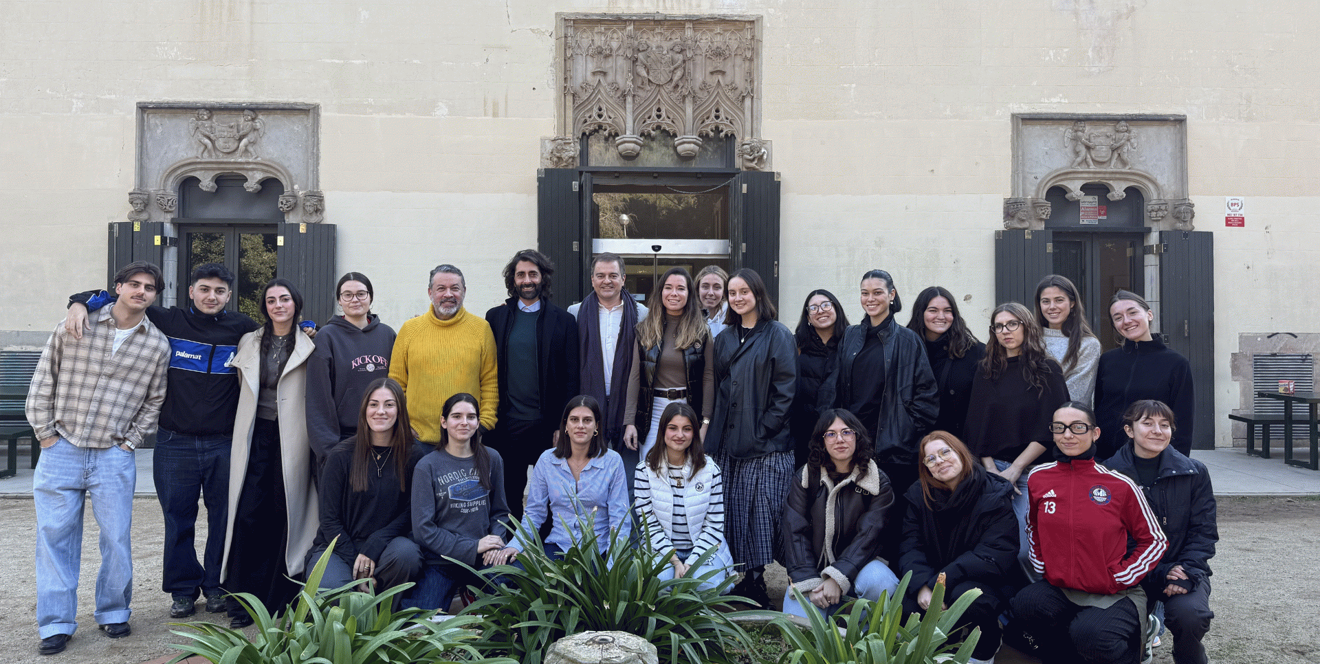 Students from Eina develop future strategies for iGuzzini