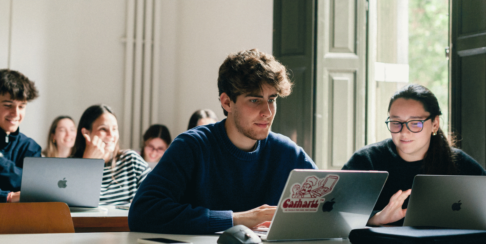 Sessió Informativa online del Grau en Disseny  