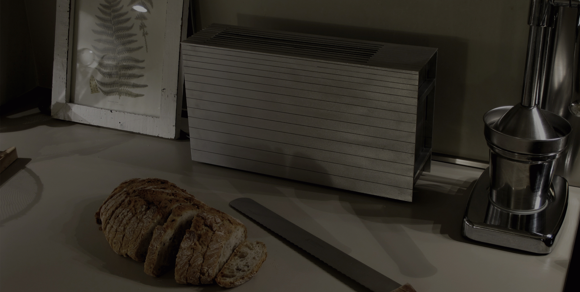 Claudia García-Mauriño - The Silversmith’s Toaster