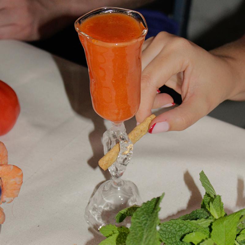 Deixalles. Resignificant la matèria artesanal rebutjada.